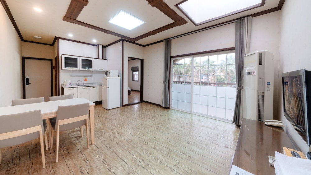 Suite Room