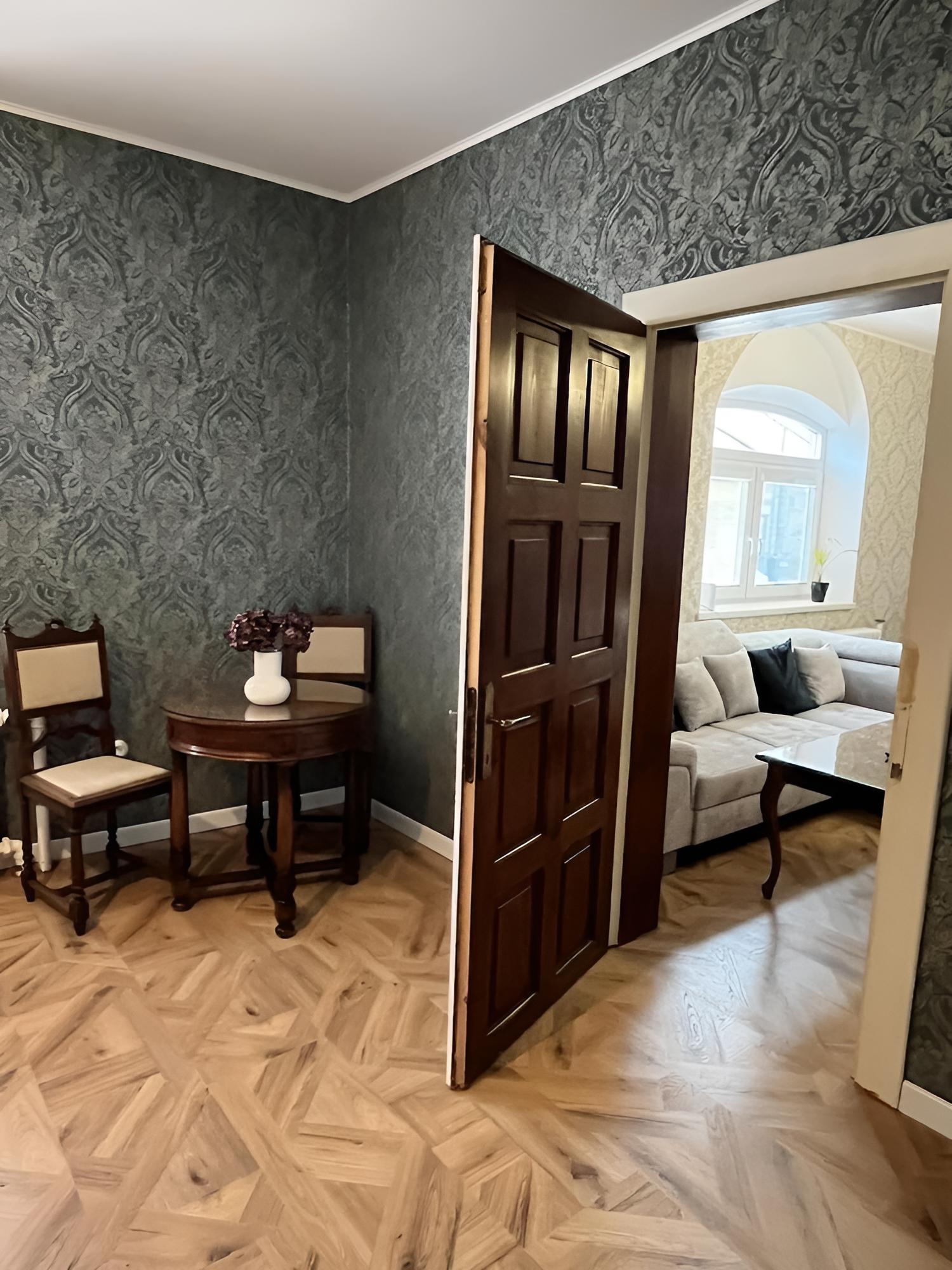 Family Apartment photo 2