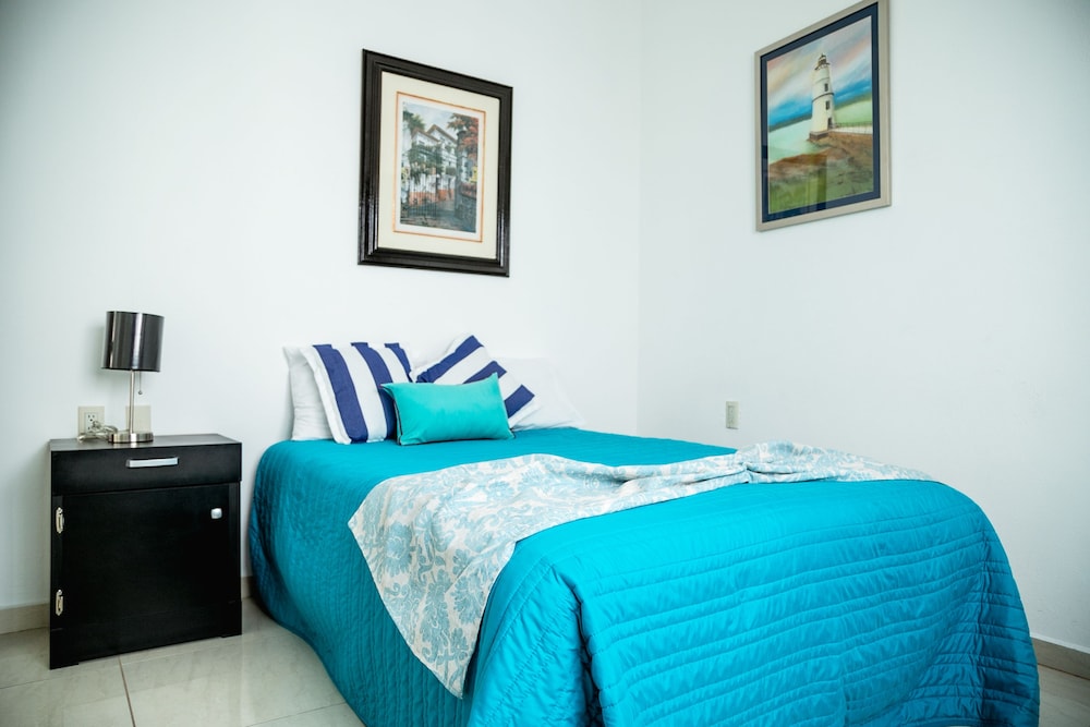 Family Suite, 2 Double Beds, Non Smoking photo 2