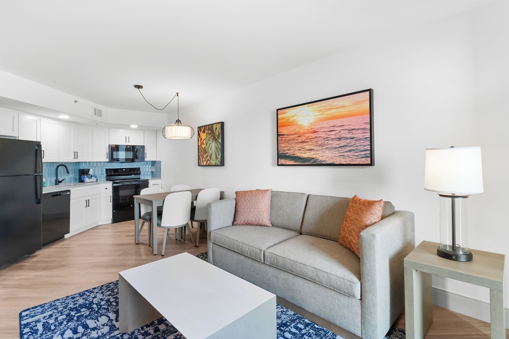 North Tower Ocean View Deluxe One Bedroom Condo - Photo 19