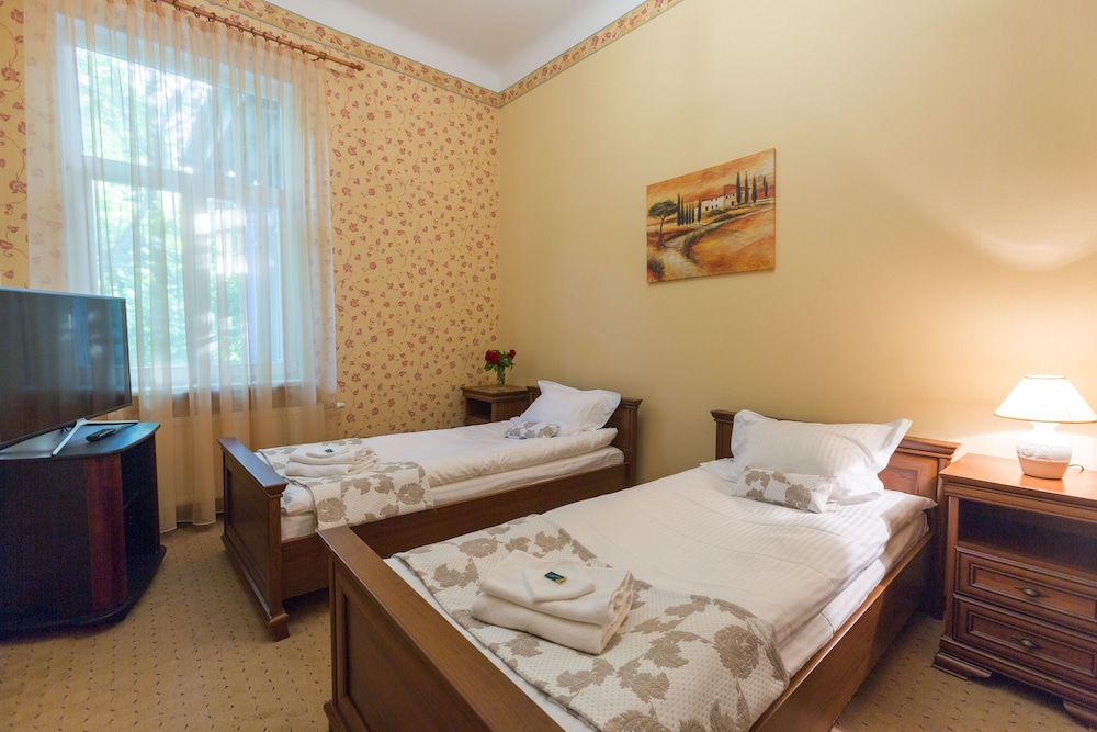 Quadruple Room photo 2