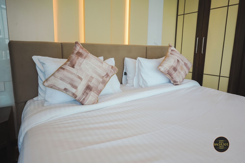 Premium Single Room