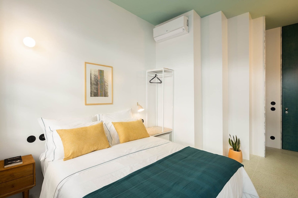 City Double or Twin Room - Photo 2