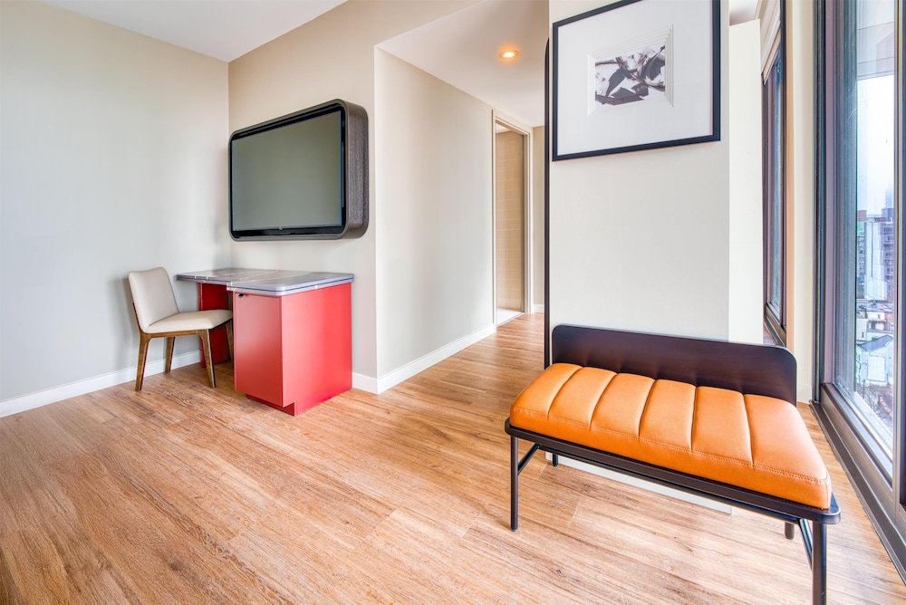 TOOR Hotel Toronto, part of JdV by Hyatt, Photo 6
