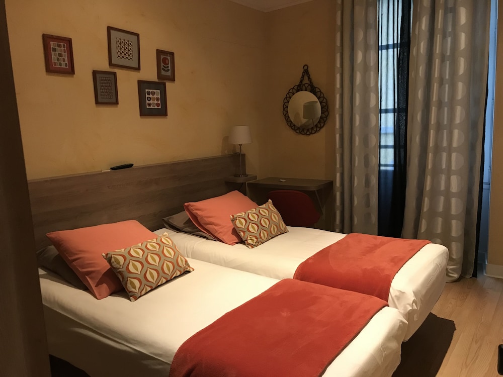 Twin Room, Ensuite photo 1