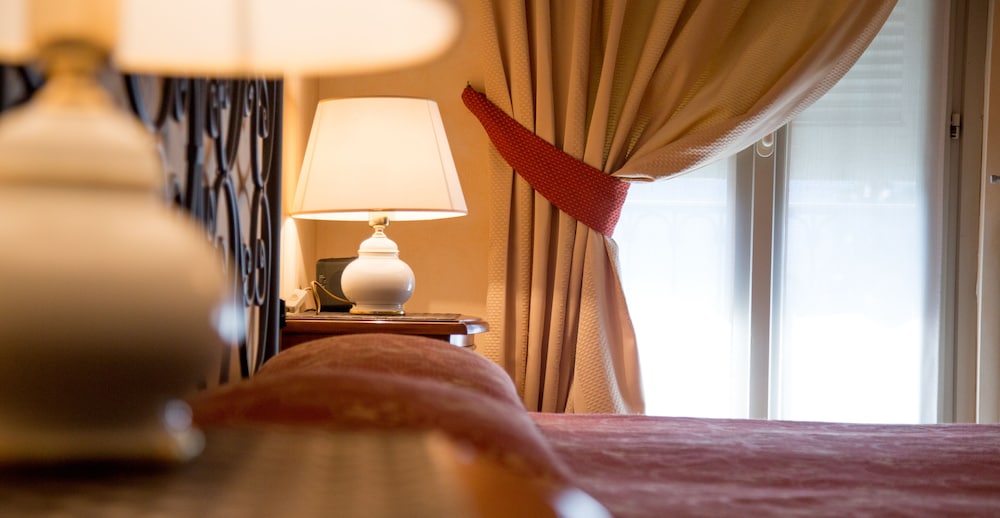 Double Room, Balcony, Lake View photo 3