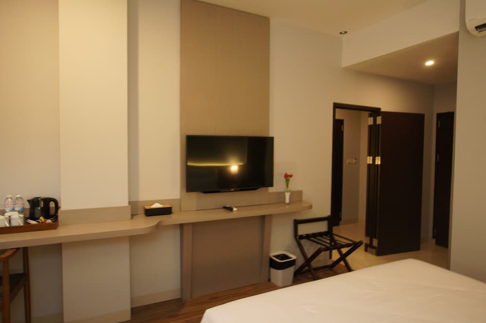 Deluxe Twin Room photo 2