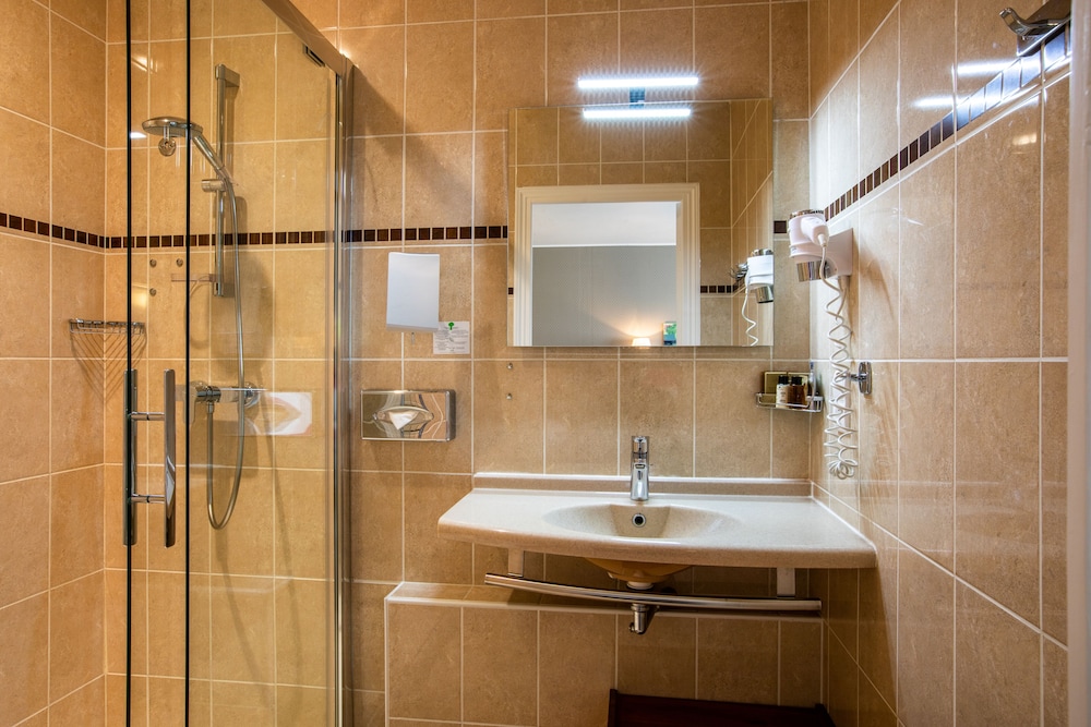 Triple Room - Photo 5