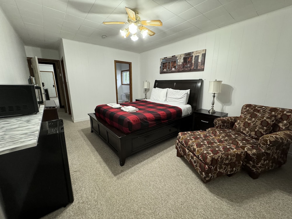 Resort, Lakefront Room, Pool, Hottub, Sauna, #7 photo 1