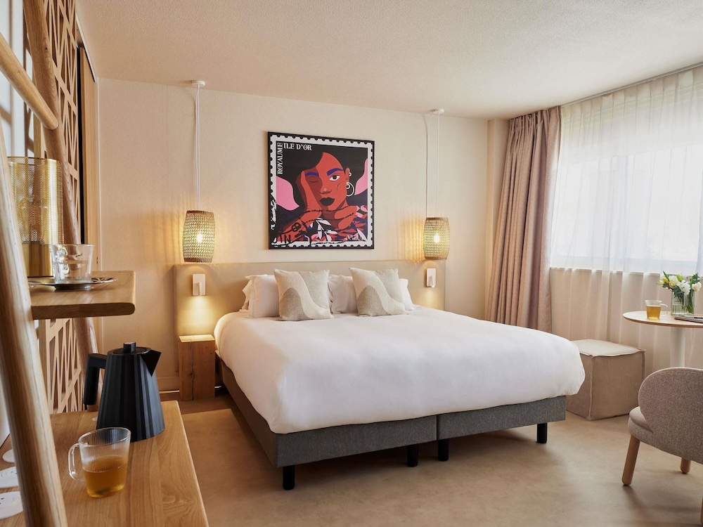Junior Suite, 1 Double Bed, Sea View - Photo 8