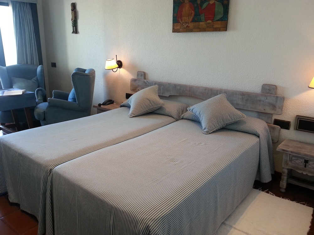 Double Room, Partial Sea View photo 3