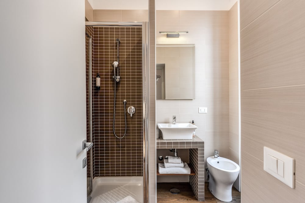 Deluxe Triple Room photo 3
