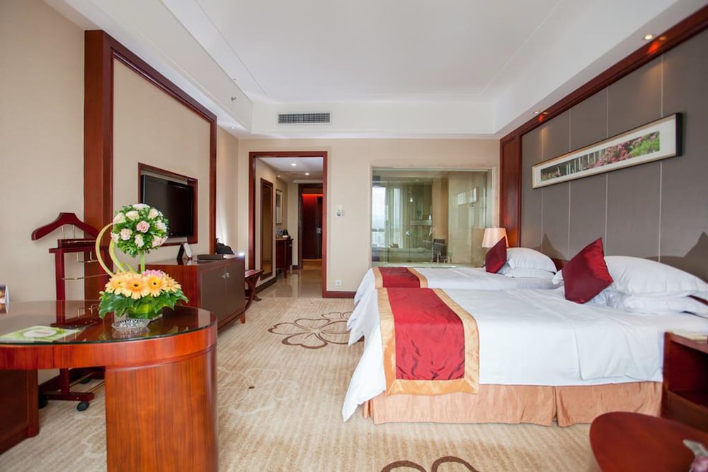 Deluxe Room, 2 Twin Beds - Photo 2