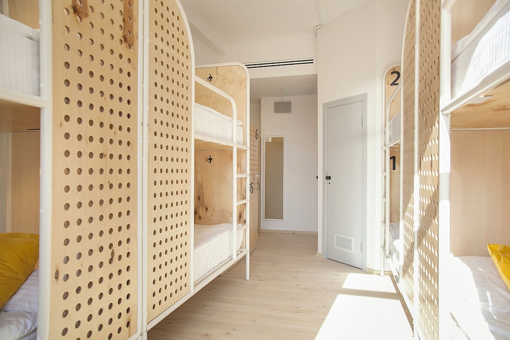 Shared Dormitory, Mixed Dorm (8 beds) photo 1