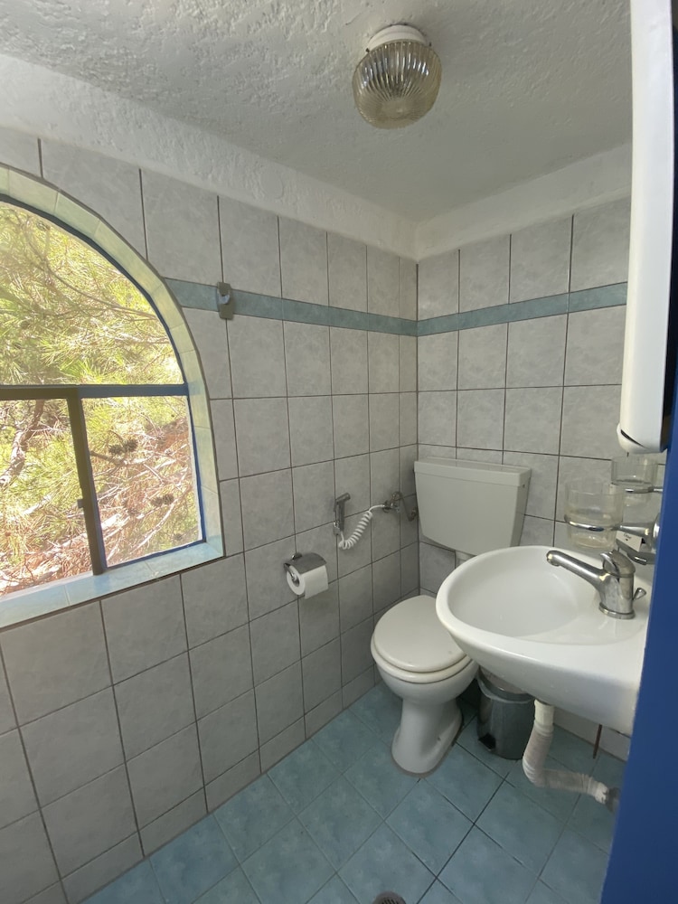 Standard Studio, 1 Double Bed, Terrace, Partial Sea View photo 3