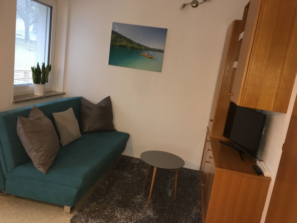 Classic Apartment, 1 King Bed with Sofa bed photo 3