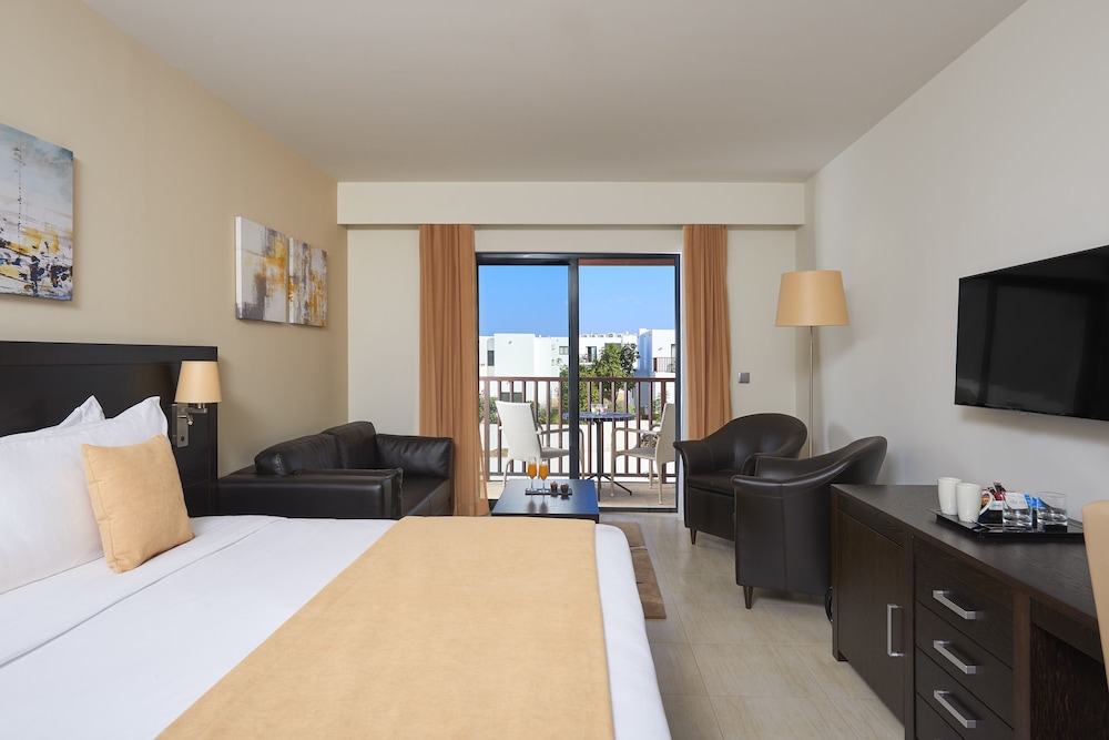 Melia Room