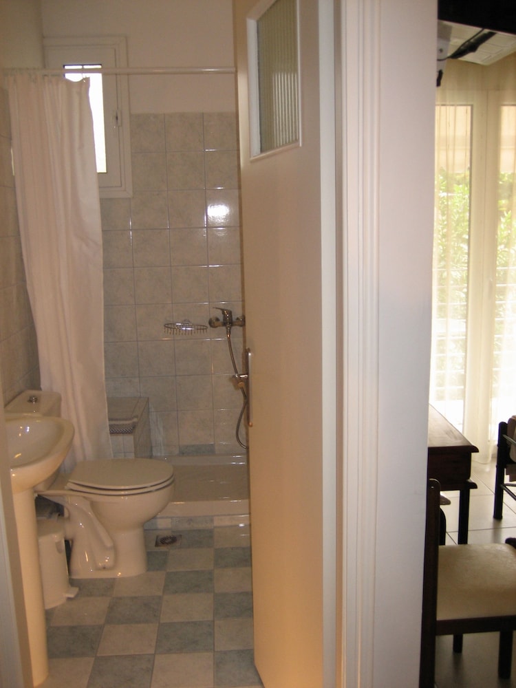 Single Room photo 2