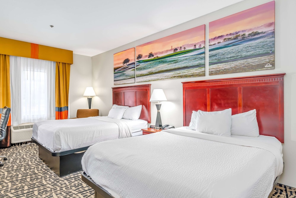 Room, 2 Queen Beds, Non Smoking