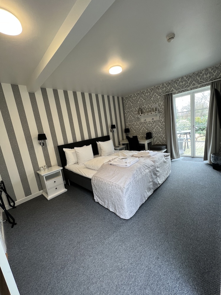 Standard Double Room photo 1