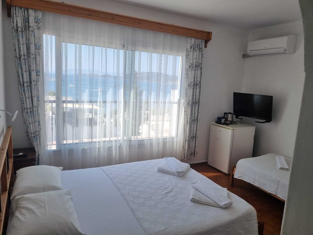 Comfort Triple Room, Smoking, Sea View photo 1
