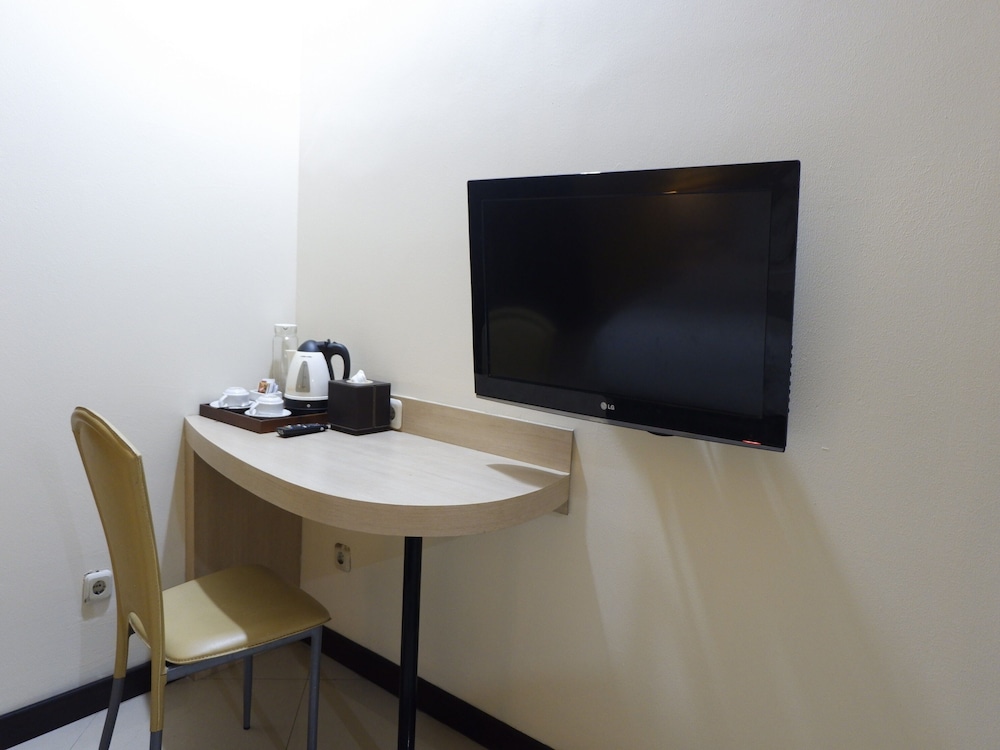 Deluxe Twin Room photo 3