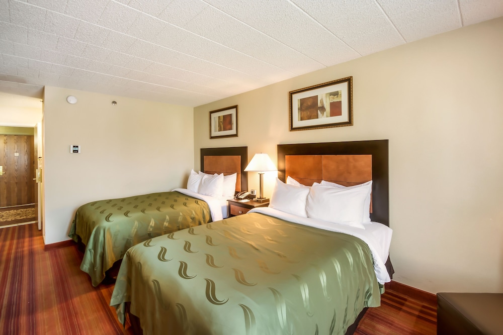 Standard Single Room, 2 Double Beds, Non Smoking