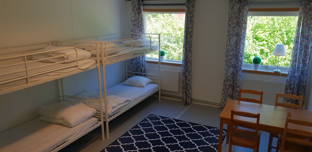 Deluxe Quadruple Room, Courtyard View photo 3