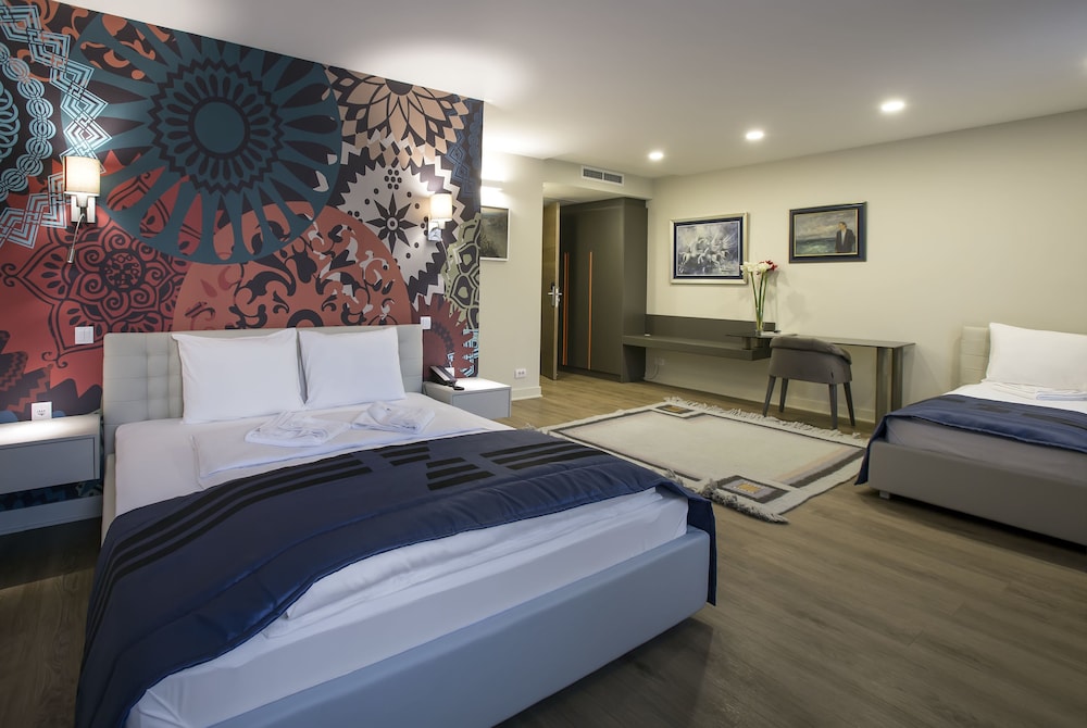 Deluxe Double Room Single Use photo 2