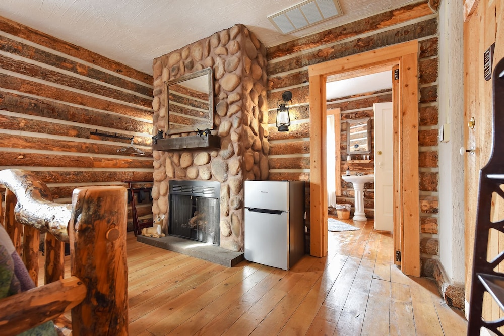 Log Haven photo 2