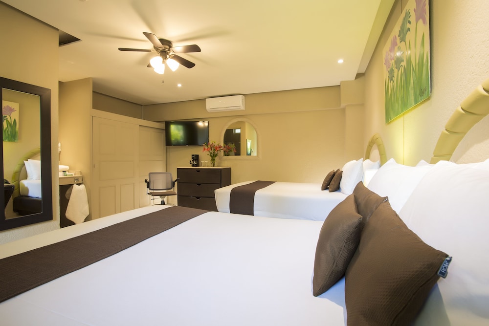 Deluxe Room, 2 Double Beds - Photo 4
