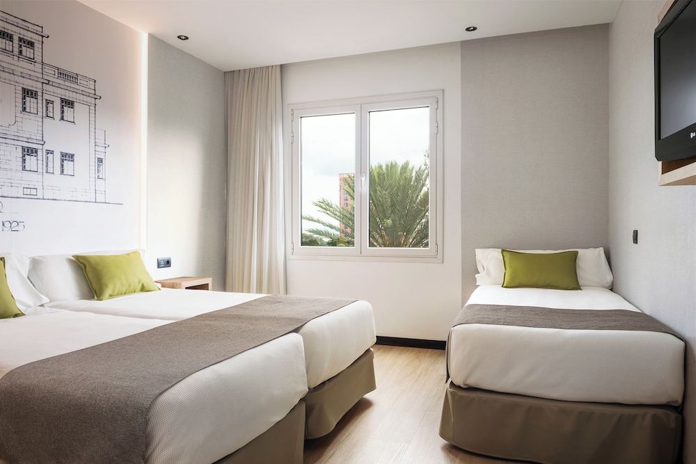 Classic Triple Room
