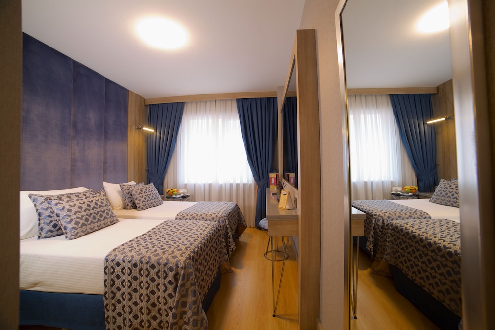 Classic Double Or Twin Room photo 2