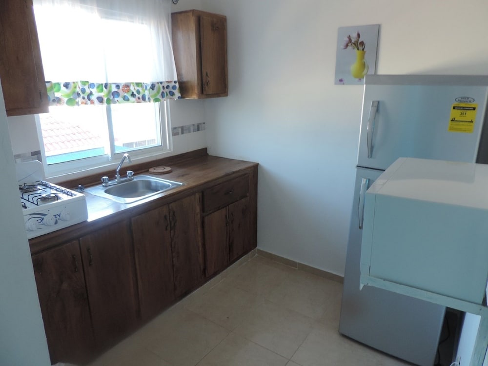 Medium Room photo 2