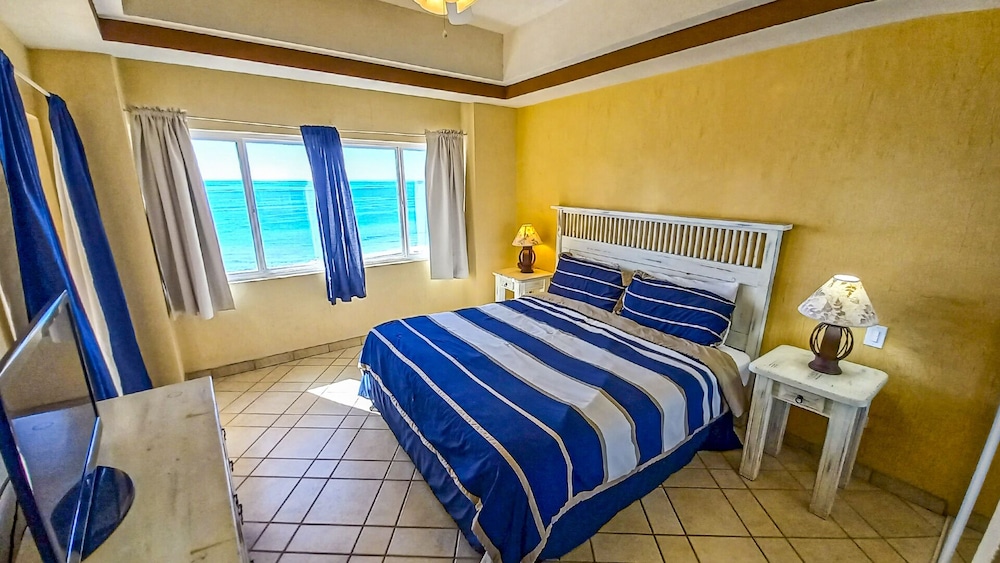 Condo, 2 Bedrooms