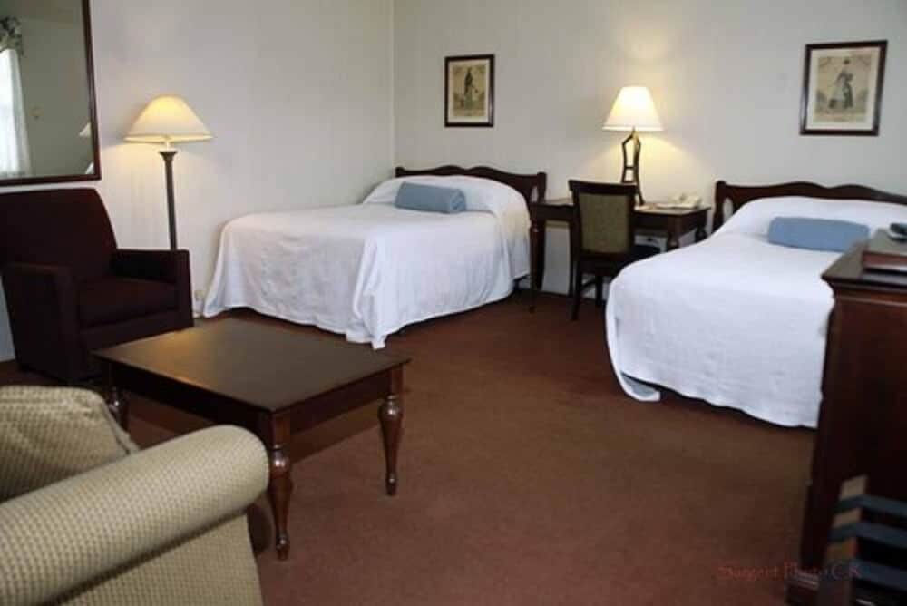 Linked Room 2F/2F