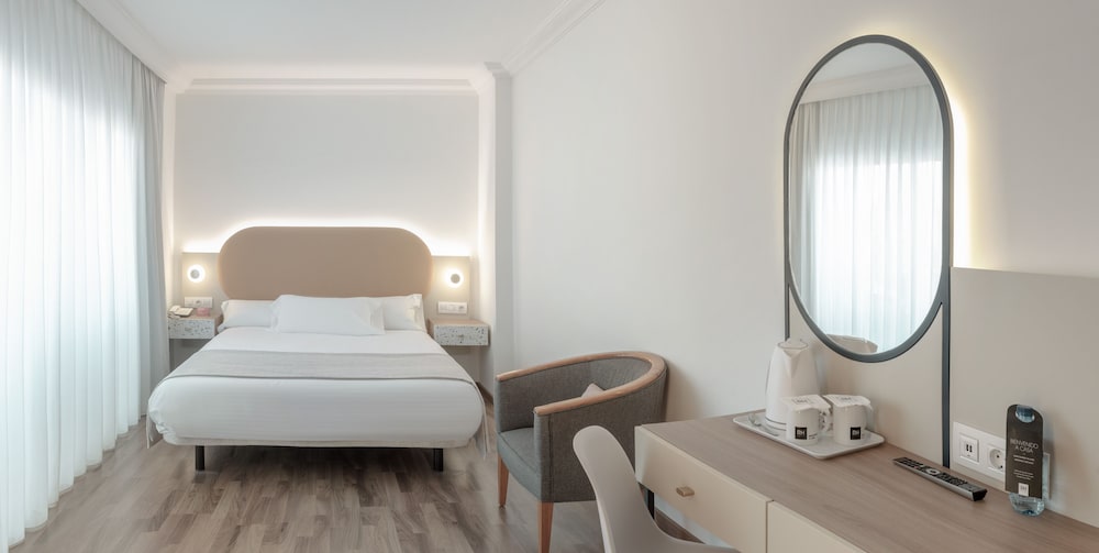 Economy Double Room, Terrace, City View