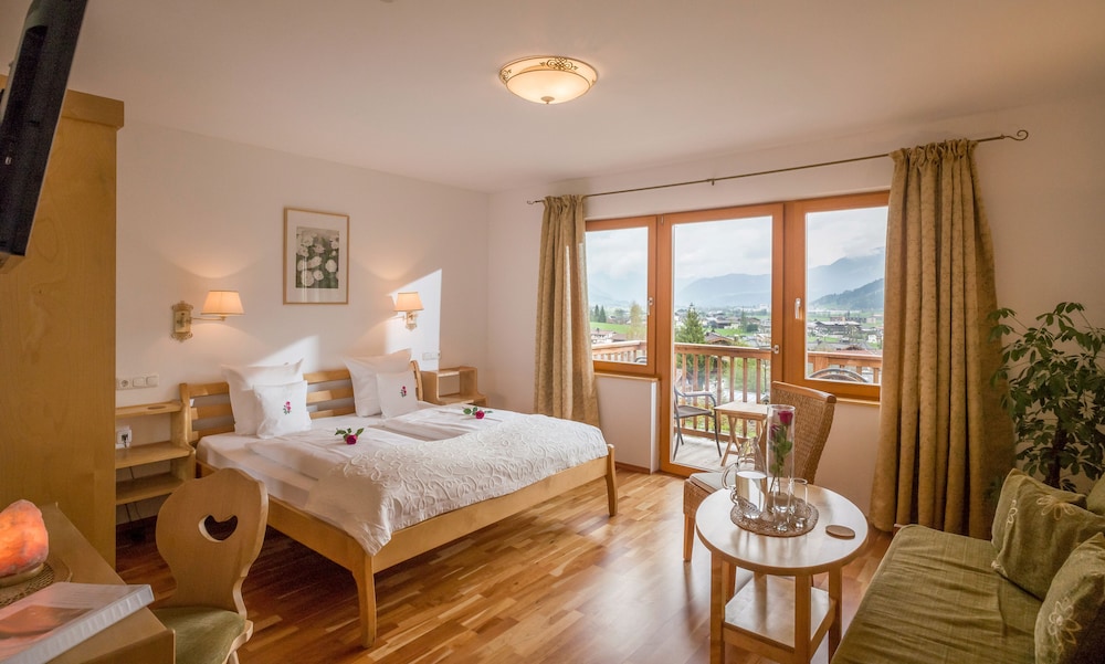 Superior Double Room, Balcony photo 1
