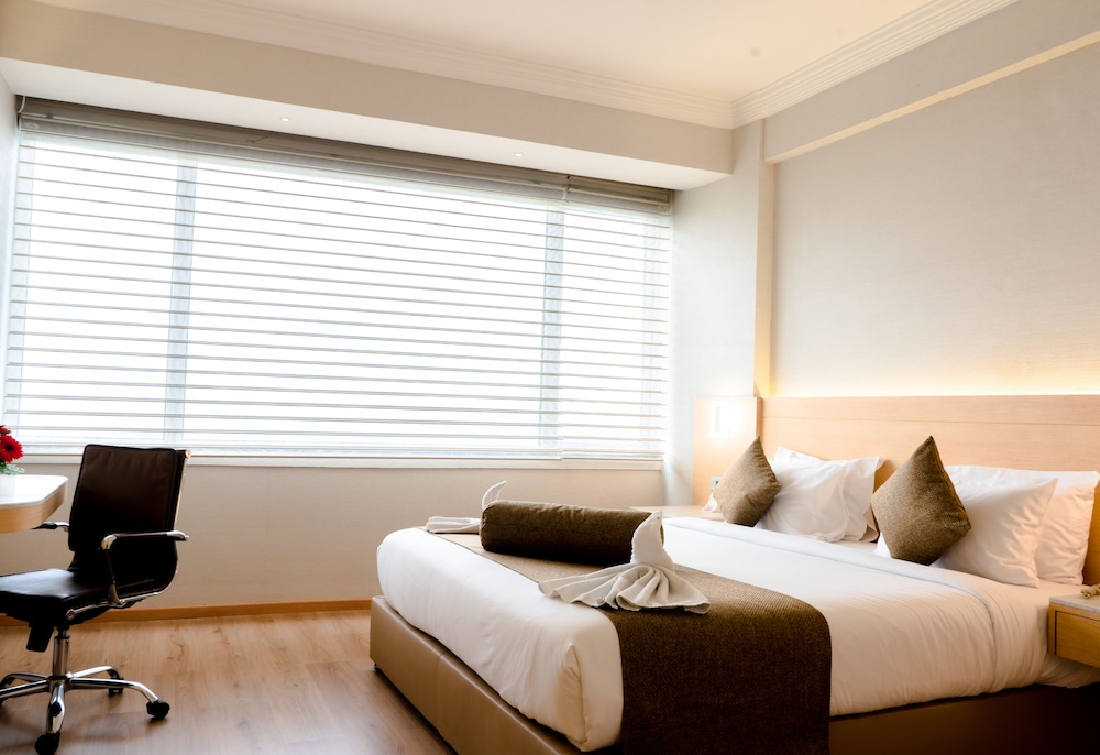 Luxury Suite photo 1