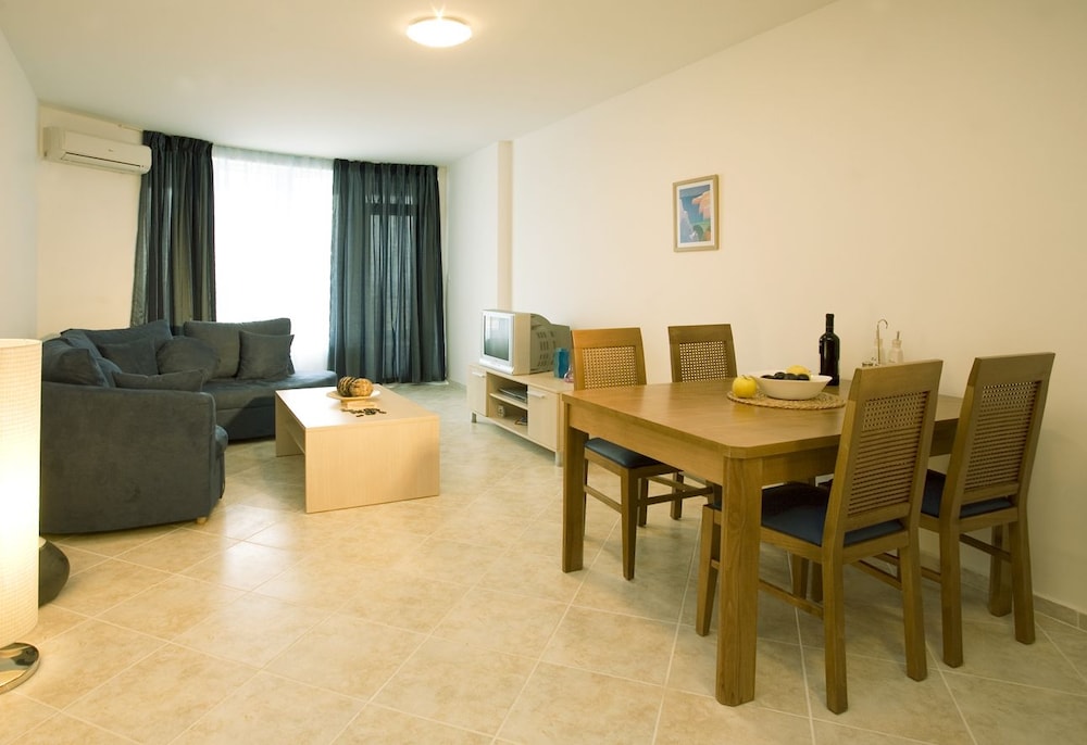 Apartment, 1 Bedroom photo 2