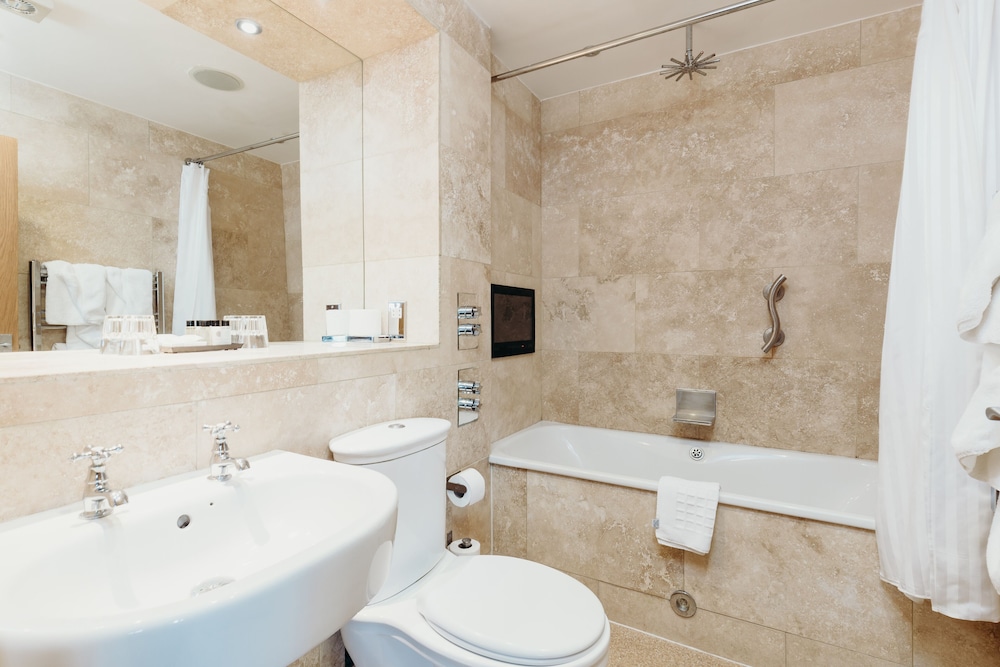 Standard Double Room - Photo 10