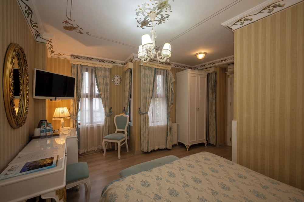 Economy Double Room photo 2