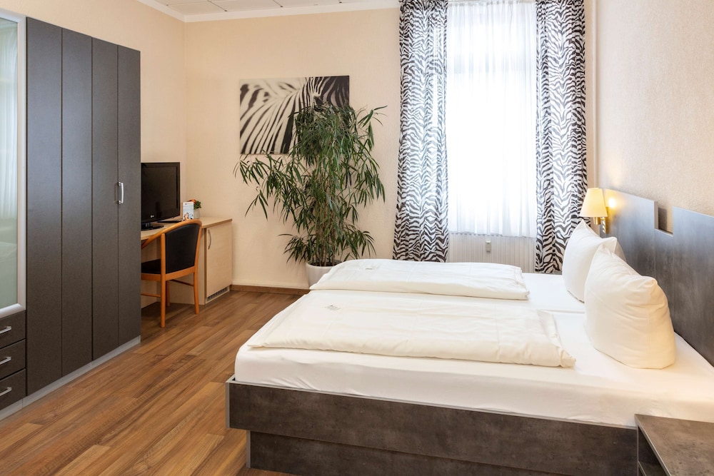 Apartment, 4 Bedrooms, Kitchenette (with Sofabed)