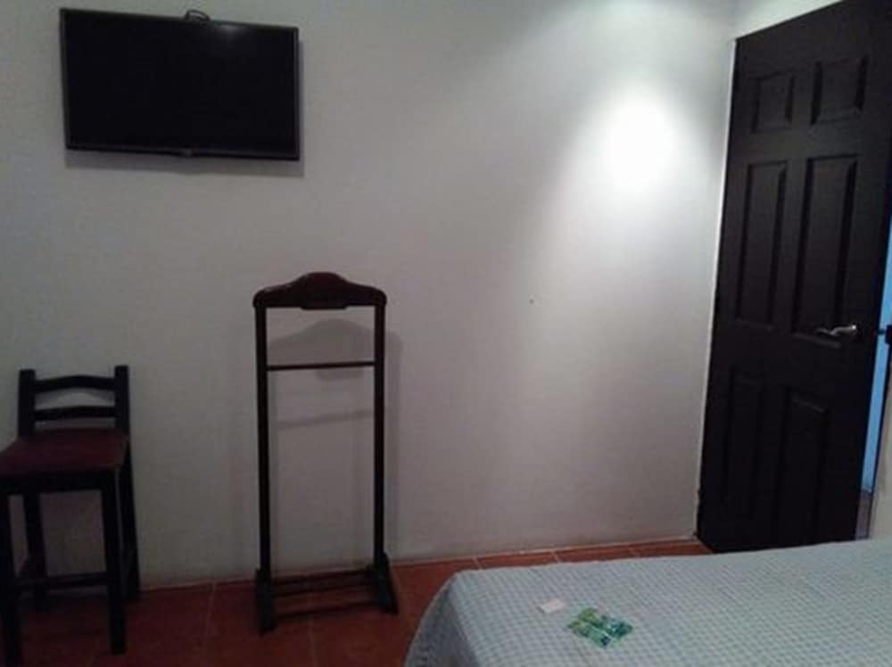 Double Room, 2 Double Beds, Non Smoking photo 3