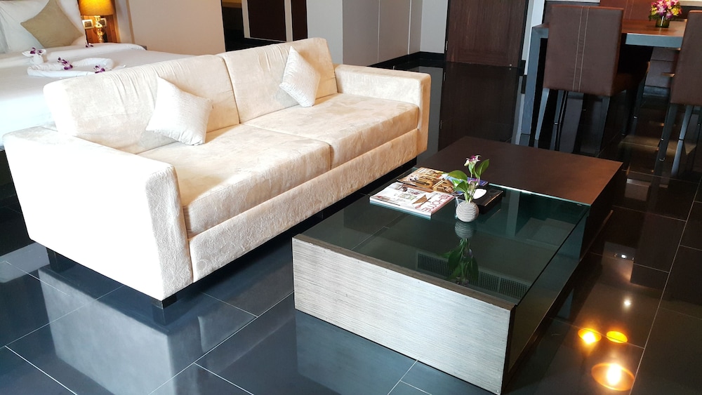 Mini Suite thumbnail 6