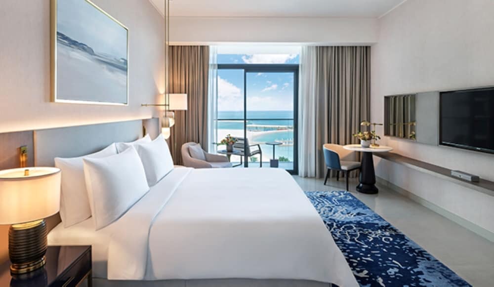 Deluxe Suite, Sea View - Photo 1