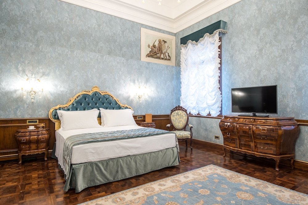 Junior Suite - Photo 2