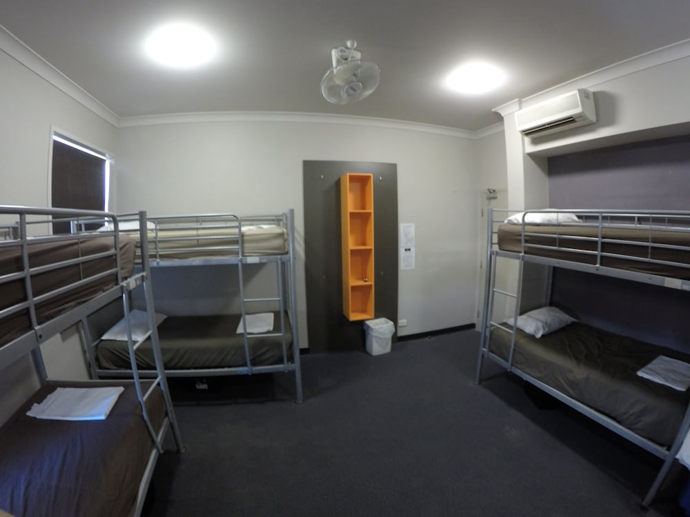 6 Bed Dorm