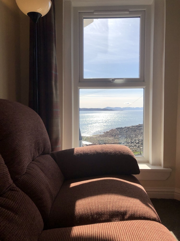 Family Suite, Private Bathroom, Partial Sea View (double bedroom) - Photo 4
