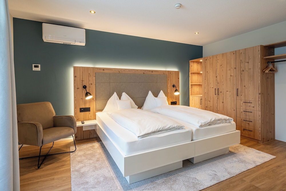 Junior-Suite mit Balkon, Seeblick photo 3